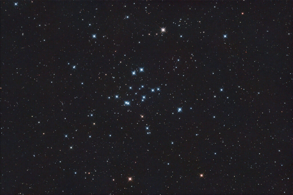 M34