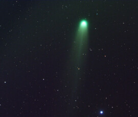 Photographed with the APO 107 mm refractor and ASI 2600MC color CMOS camera in Stuvsta on October 18th, 2025. Exposure was 20 * 2 min with IDAS HEUIB filter. Postprocessing in Pixinsight with Comet Alignment to create an image of the comet without stars which was then added to the correct star backgroubd without comet. Comet C/2025 A6 (Lemmon)